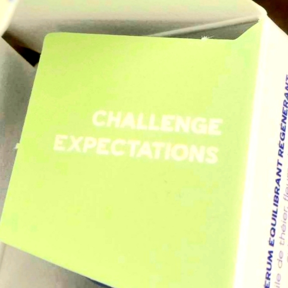 5/75$ AAVRANI Balance Restoring Serum - Picture 7 of 15